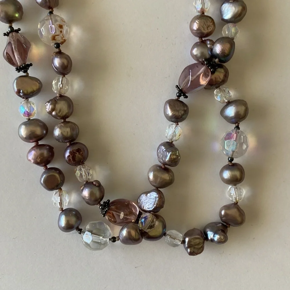 Freshwater Pearl glass bead necklace long mauve pink